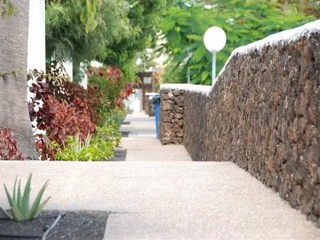 Guacimeta Apartamentos Puerto del Carmen  İspanya